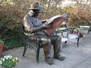 Reading the newspaper: Brookgreen Gardens in P...